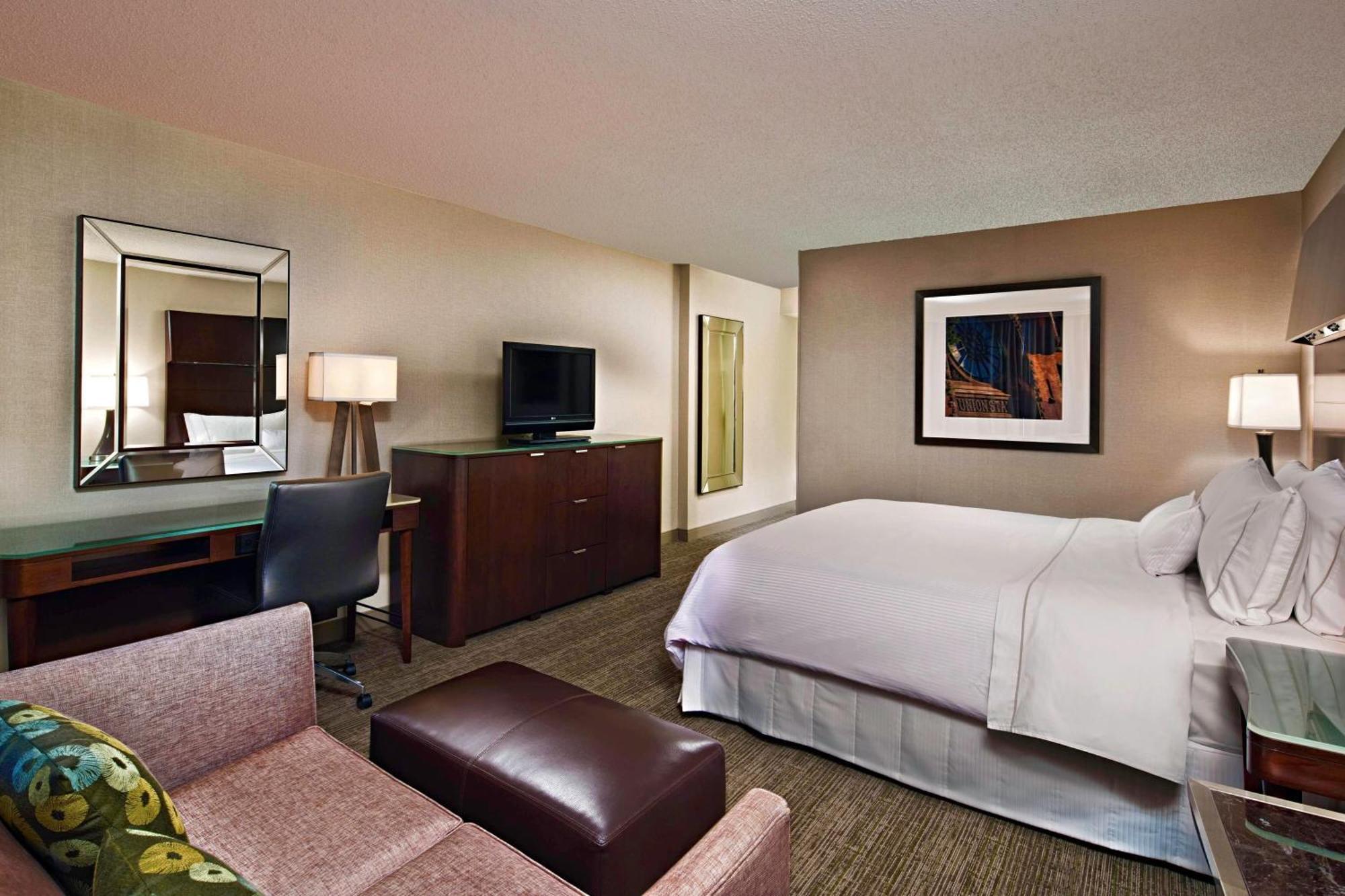 The Westin Indianapolis Hotel Exterior photo